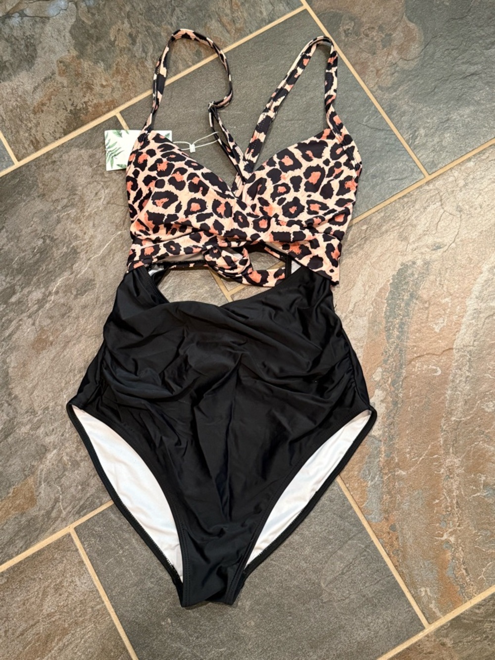 NWT Eomenie tummy control high waisted cut out leopard print swimsuit